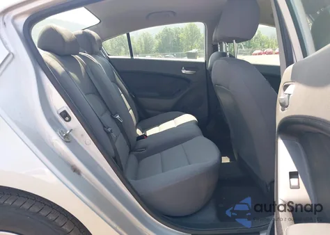 2017 Kia Forte Lx из США, поврежденный, VIN 3KPFK4A76HE158403